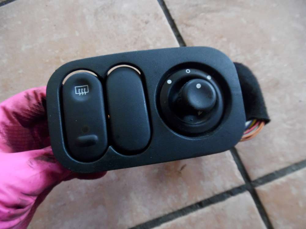 Renault Kangoo KC Scheibenheizungschalter Außenspiegelverstellung 7700847433