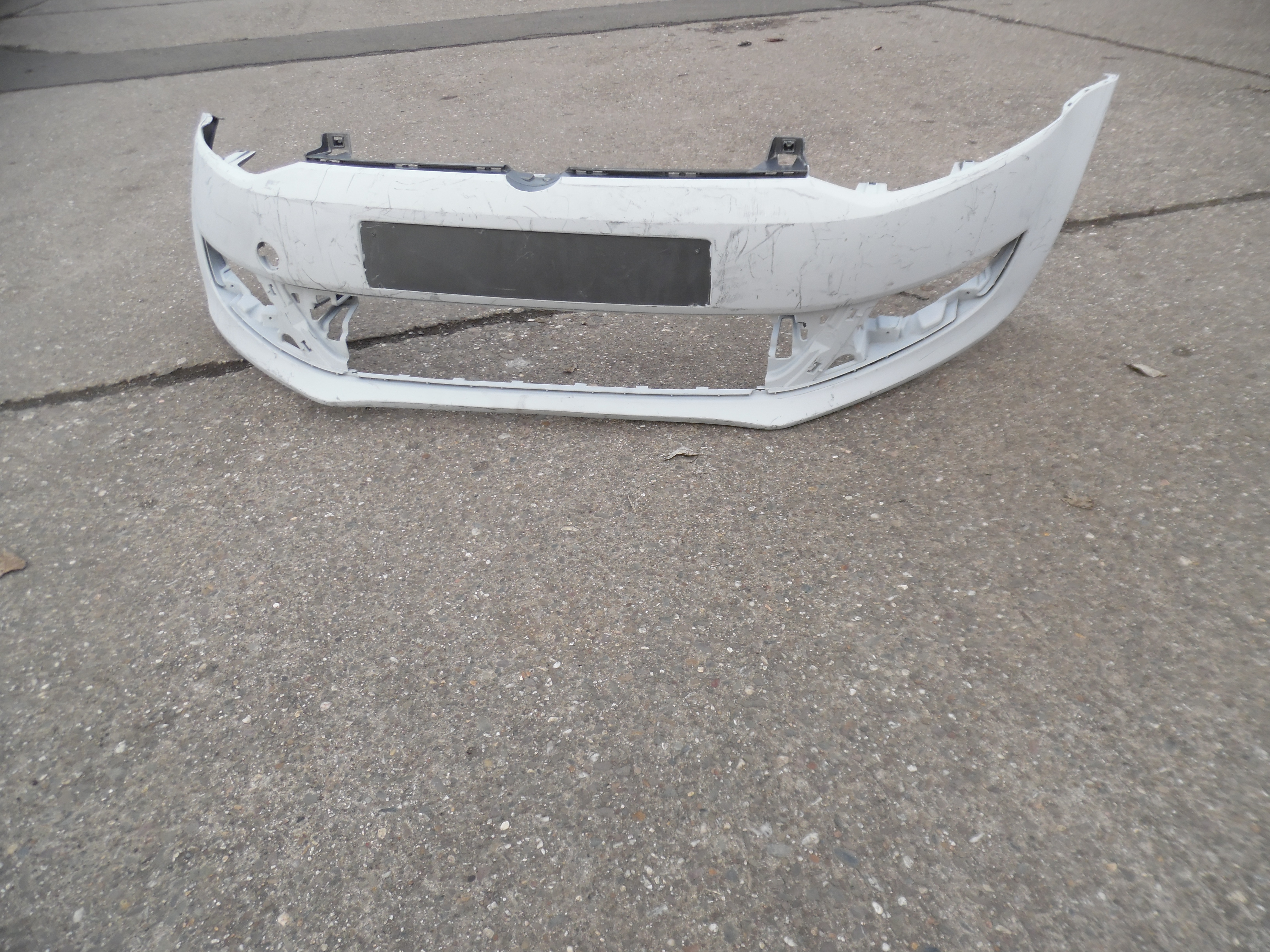VW Polo 6R Stoßstange Vorne 6R0807221