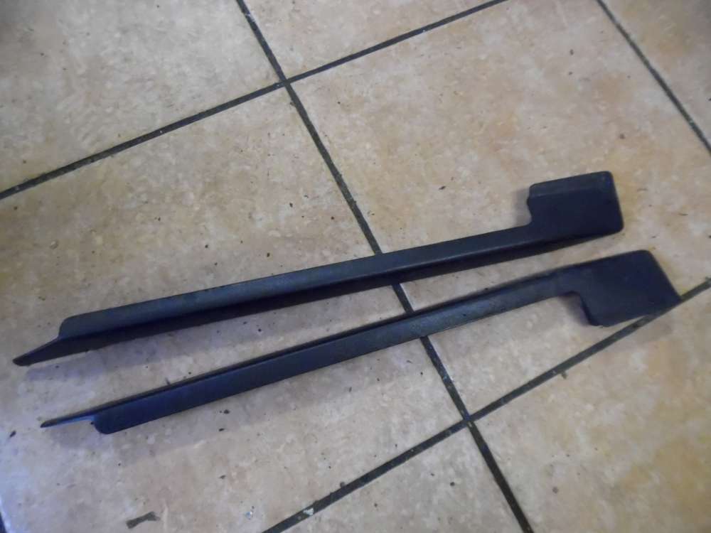 VW Golf III Sitzschienen Abdeckung Links / Rechts 357881087 357881088