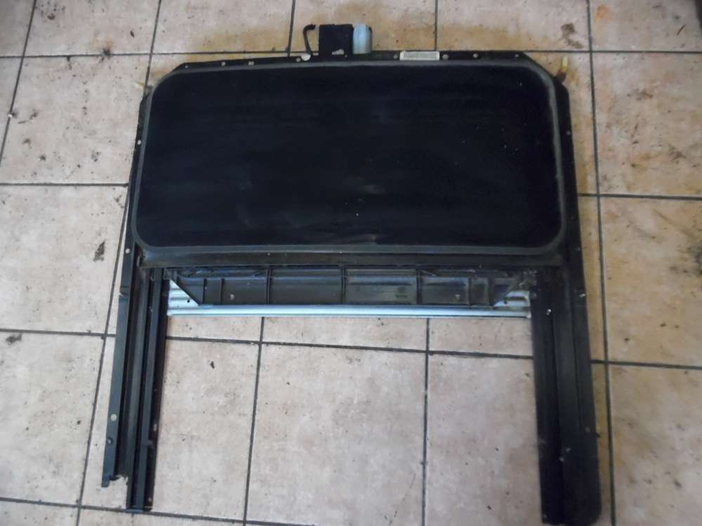 VW Golf III Schiebedach Glasdach Schiebedachmotor Bosch 3A0959731 800696560 6N0877561
