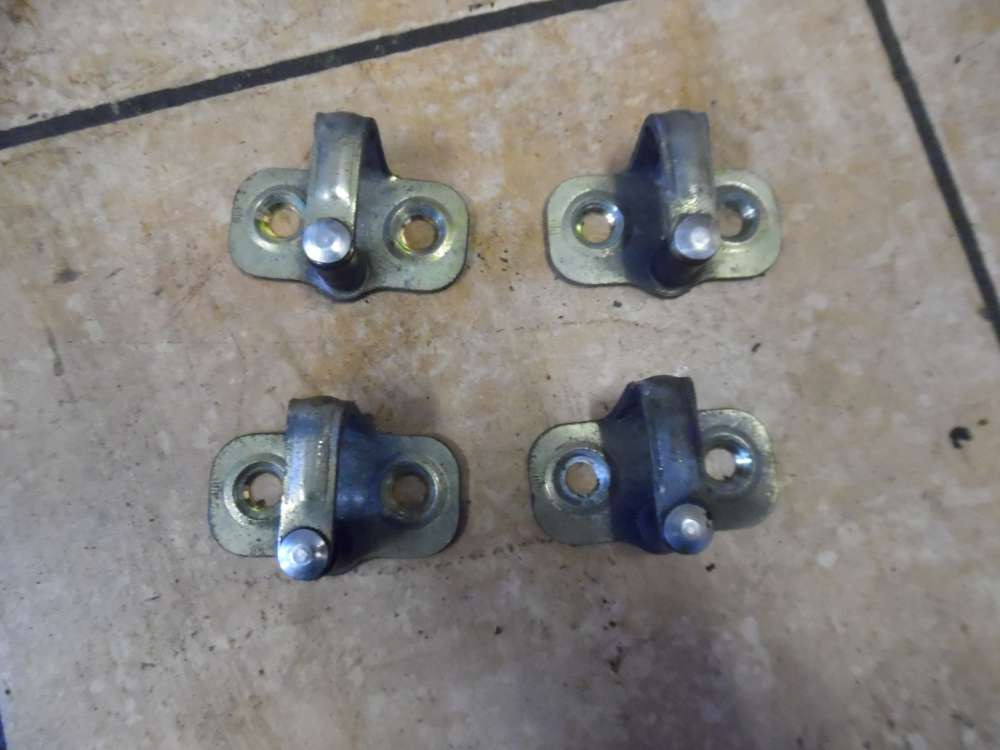 VW Golf III Türfanghaken Schliesskeil