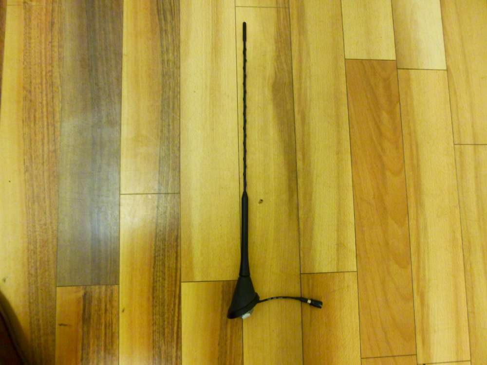 Skoda Fabia 6Y2 Bj:2002 Antenne Dachantenne mit Antennenfu? 6U0035505