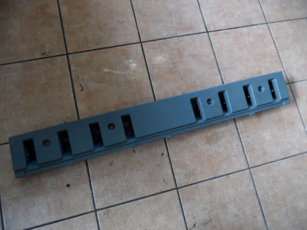 Renault Megane Scenic Verkleidung Ladekante 7700845649