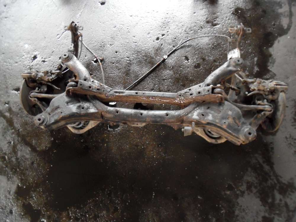 Mazda 626 Hinterachse Achsträger