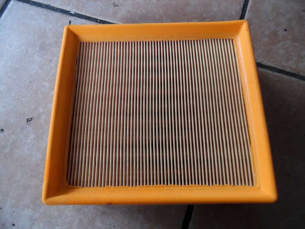 Suzuki SX4 Luftfilter 13780-79J50