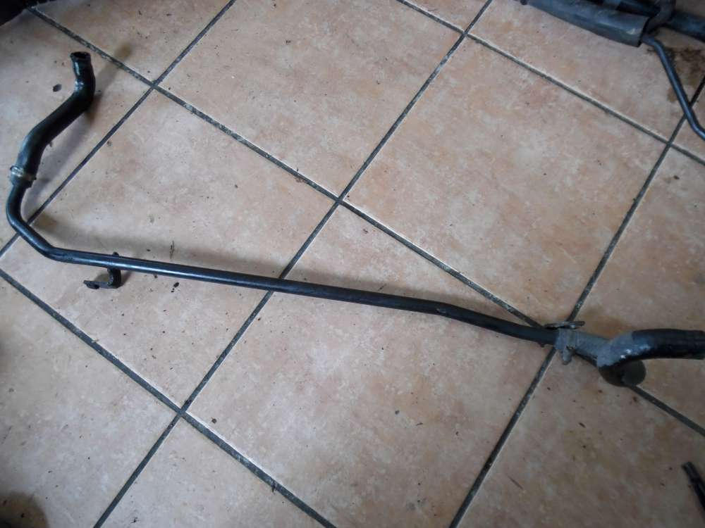 VW Golf III / IV Cabrio Kühlwasserschlauch Wasserkühler 1E0422889
