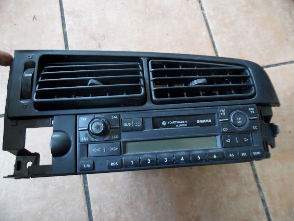 VW Golf III / IV Cabrio Radio Kassettenradio mit Lüftungsgitter 1E1819736