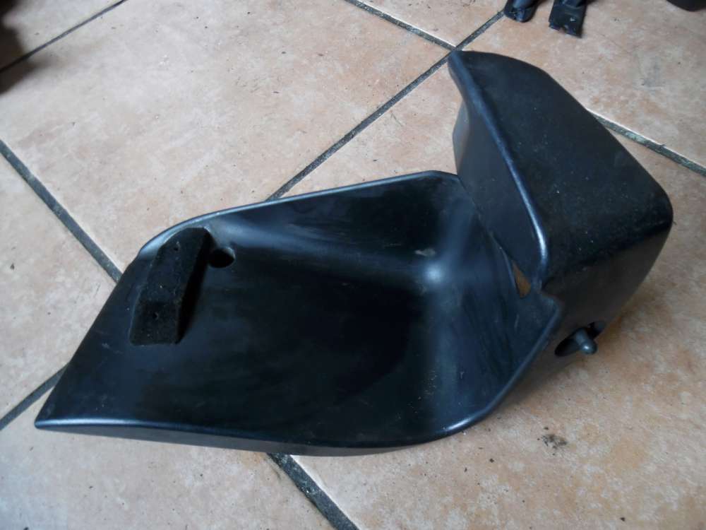 VW Golf III / IV Cabrio Abdeckung Verkleidung Verdeck Scharnier Links 1E0868843
