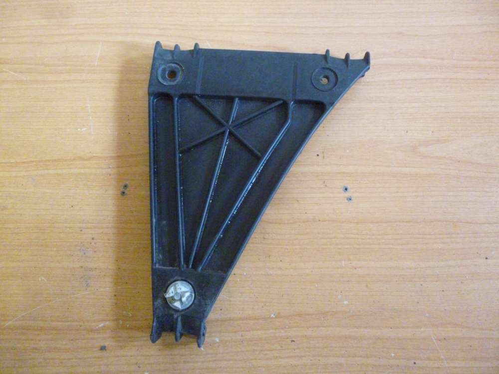 Audi A4 8D Halter Stoßstange Hinten Links 8D0807483