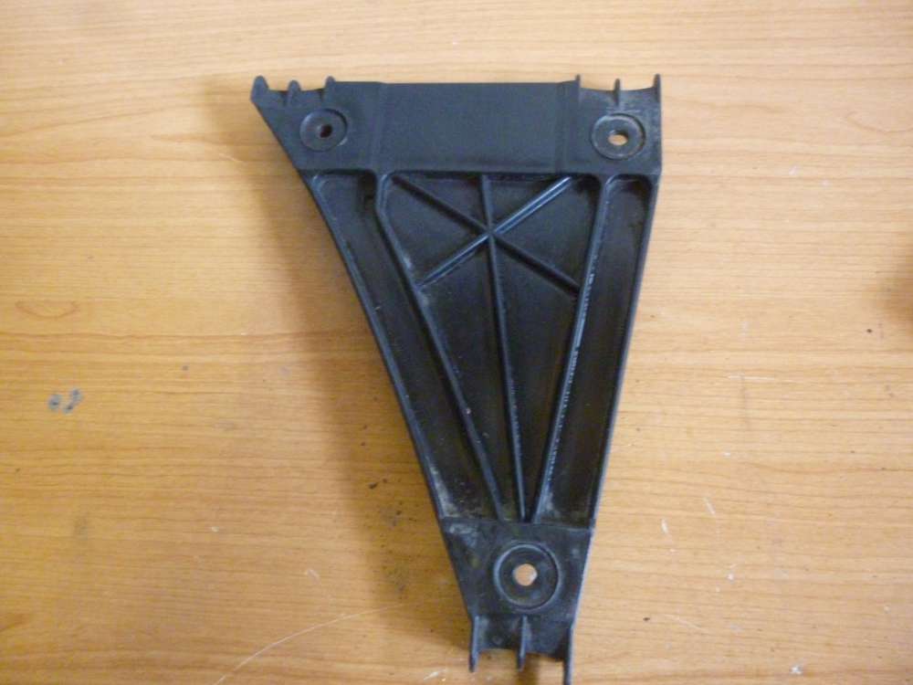 Audi A4 Halter Stoßstange Hinten Rechts 8D0807484