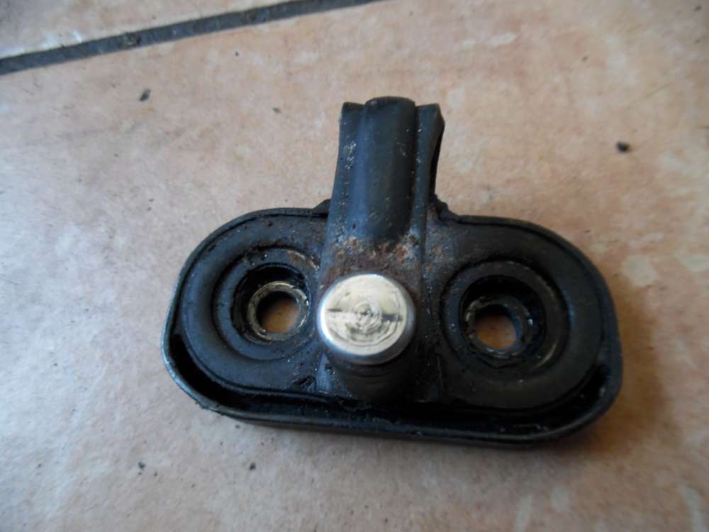 VW Golf IV 1J 3-Türer Fanghaken Klappe 1J6827517