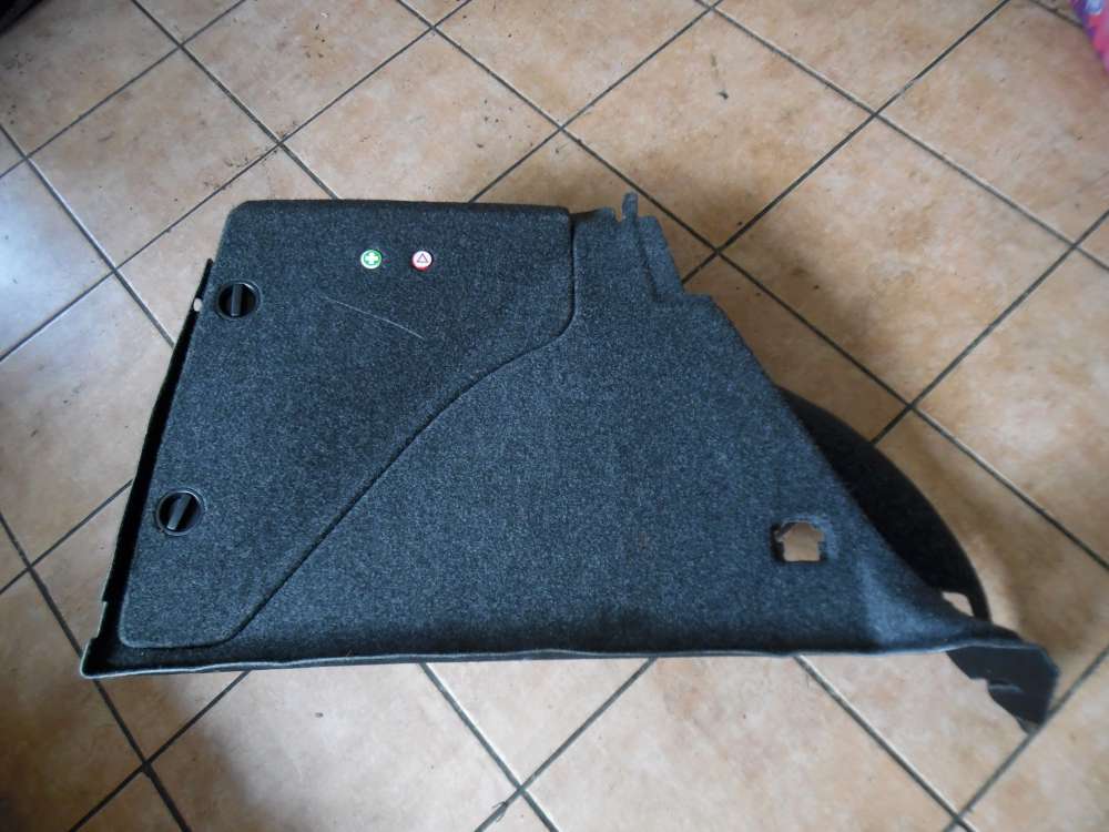 VW Golf IV 1J Verkleidung Kofferraum Links 1J6867427