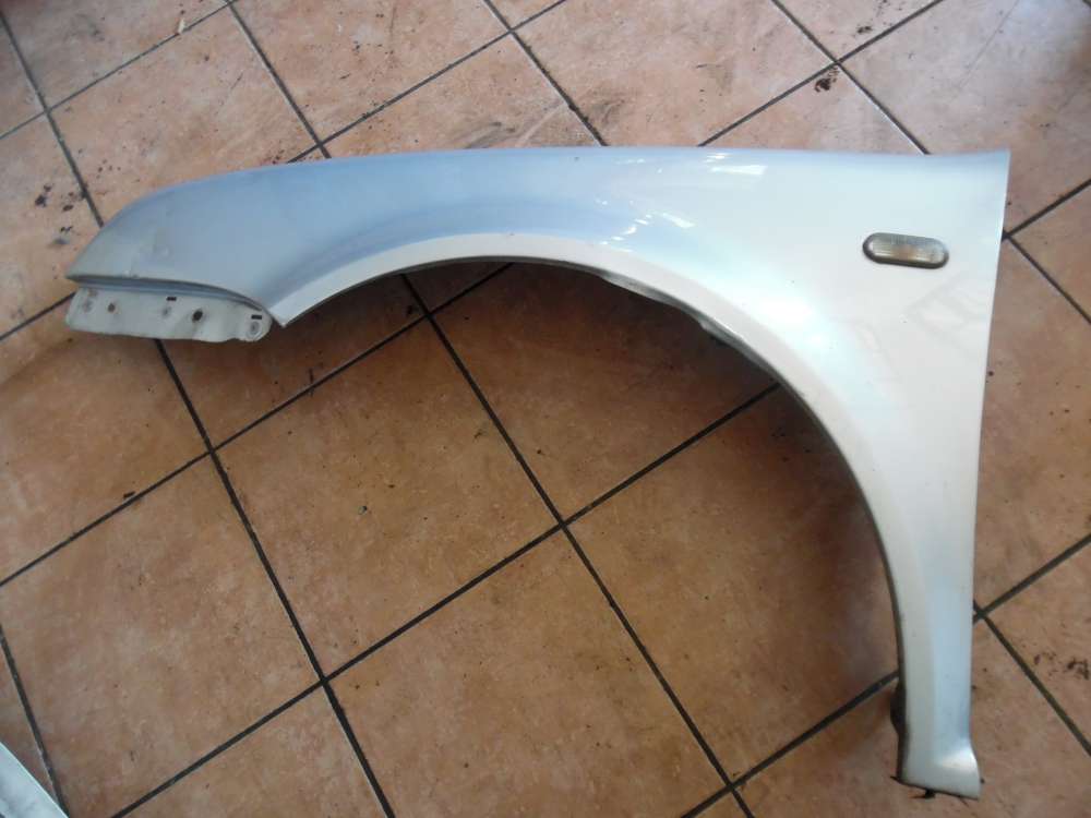 VW Golf IV 1J Kotflügel Vorne Links Silber LB7Z