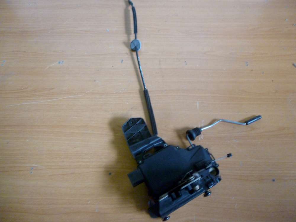 Vw Passat 3B Türschloss Schloss Vorne Links 3B0837867