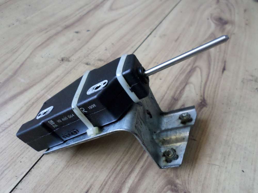 Opel Vectra B Orginal Stellmotor ZV Tankklappe 90460064 CR