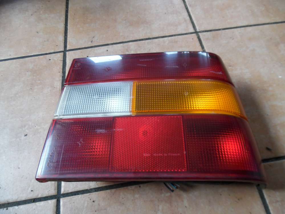 Volvo 850 Limo Rücklicht Heckleuchte Rechts 6817416
