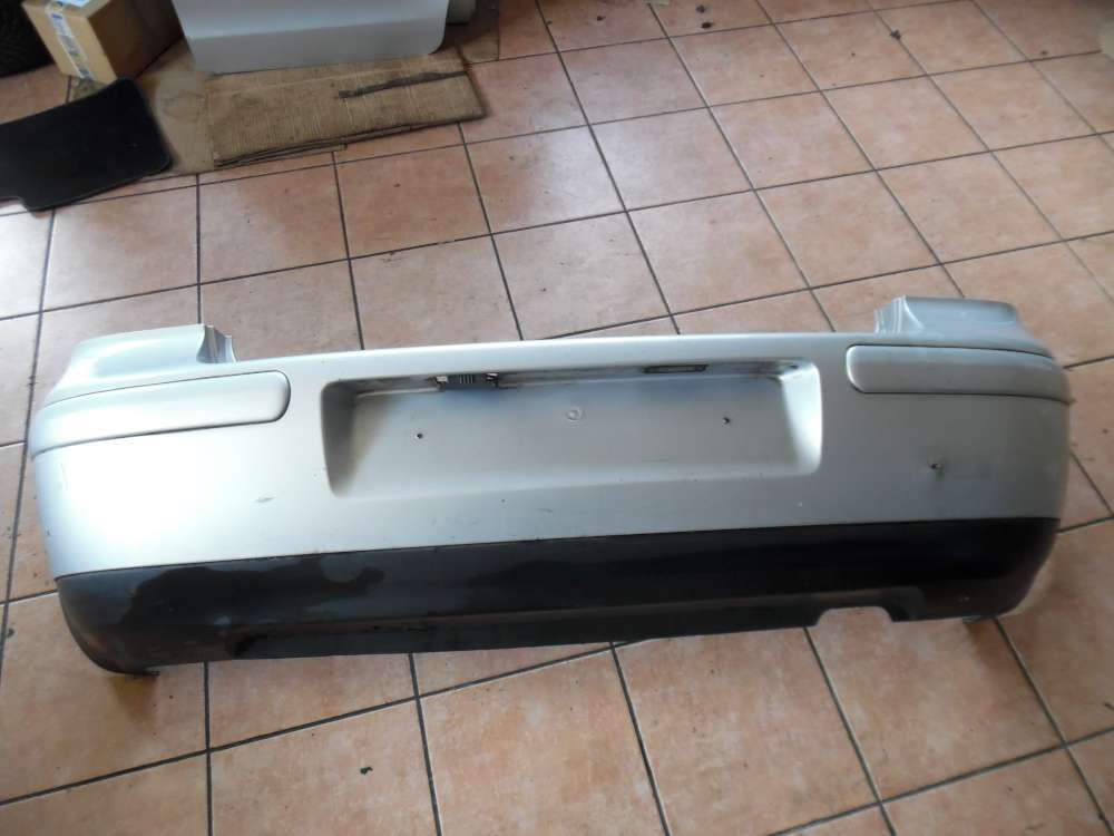 VW Golf IV Stoßstange Stoßfänger Hinten 1J6807521 Silber LB7Z