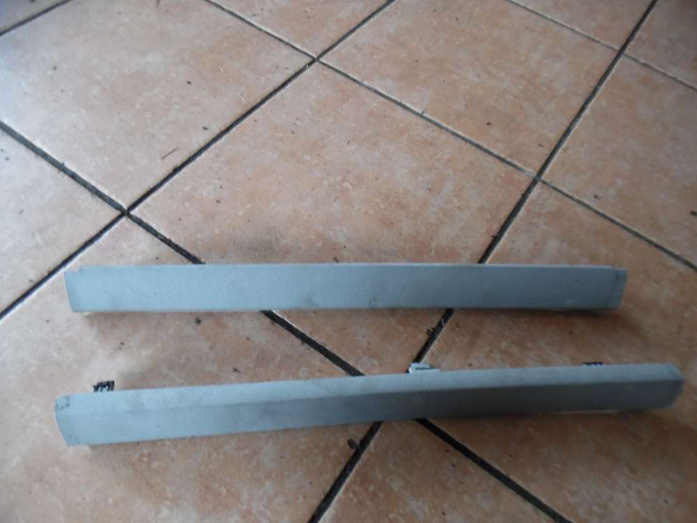 Ford-Focus I Verkleidung´Abdeckung Leiste Hinten 98ABN51749 / 98ABN51748