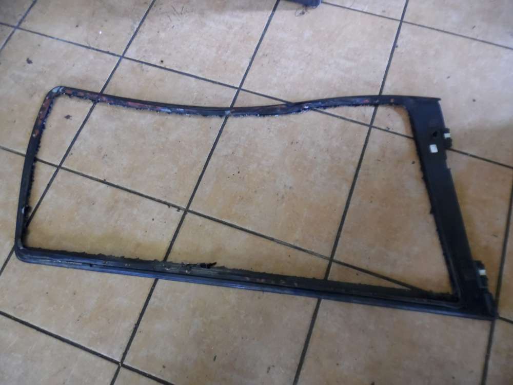 Volvo 850 Kombi Dichtung Seitenscheibe Hinten Rechts 9151144