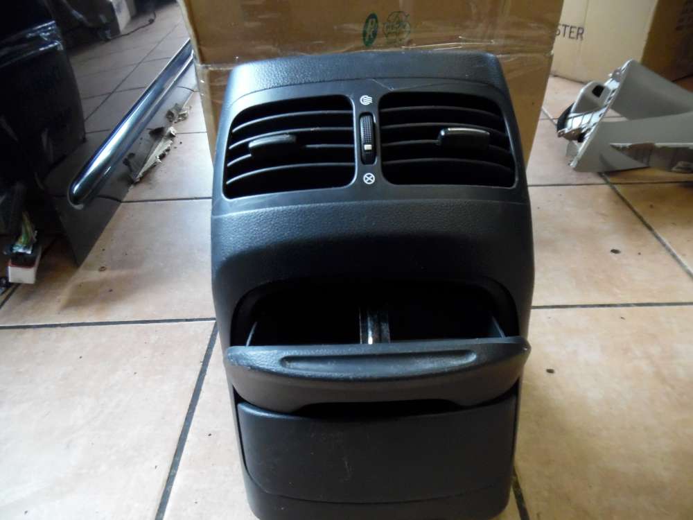 KIA Carens III Verkleidung f?r Mittelkonsole L?ftgitter Aschenbecher