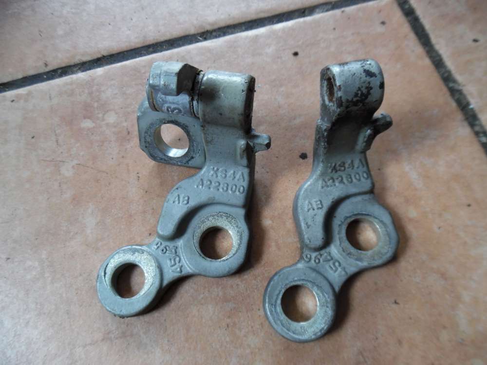 Ford Focus I Türschernier Schernier Hinten Rechts XS4AA22800
