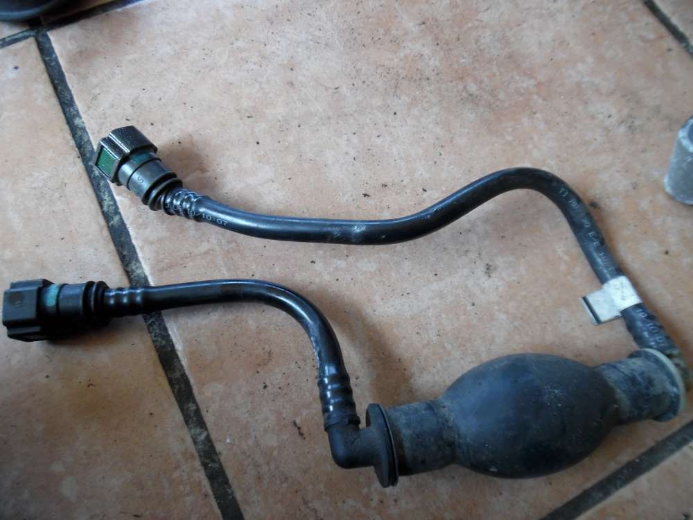 Renault Koleos Y Handpumpe mit Kraftstoffschlauch