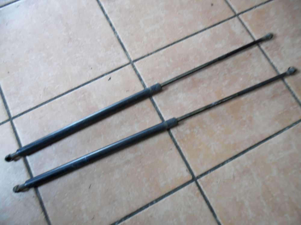Renault Kangoo KC Heckklappen Dämpfer Gasfeder Kofferraum 7700303139