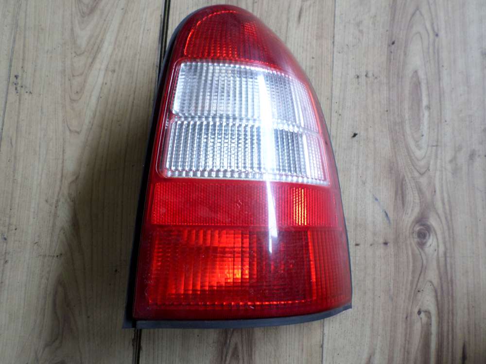 Opel Vectra B Orginal Rückleuchte hinten rechts 90585003 Caravan Bj 98