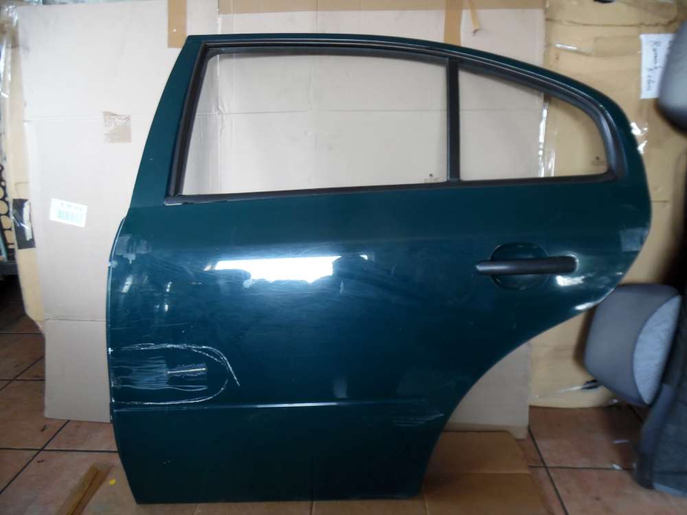 Skoda Octavia 1U Limousine Tür Hinten Links grün : 5550