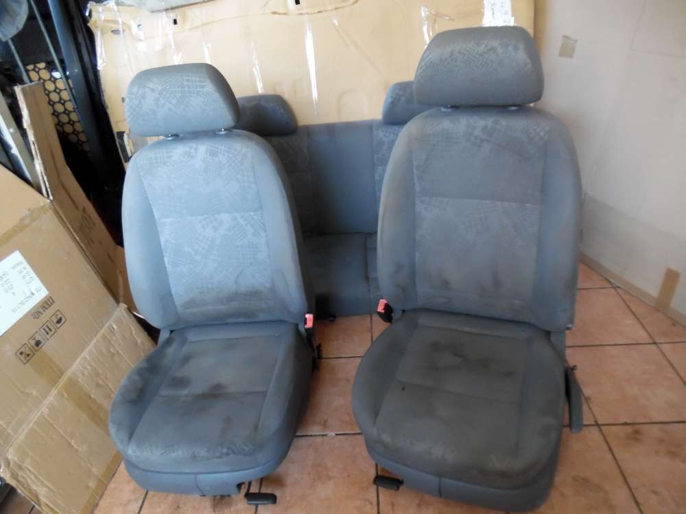 Skoda Octavia 1U Limousine Sitze Innenausstattung Stoff grau