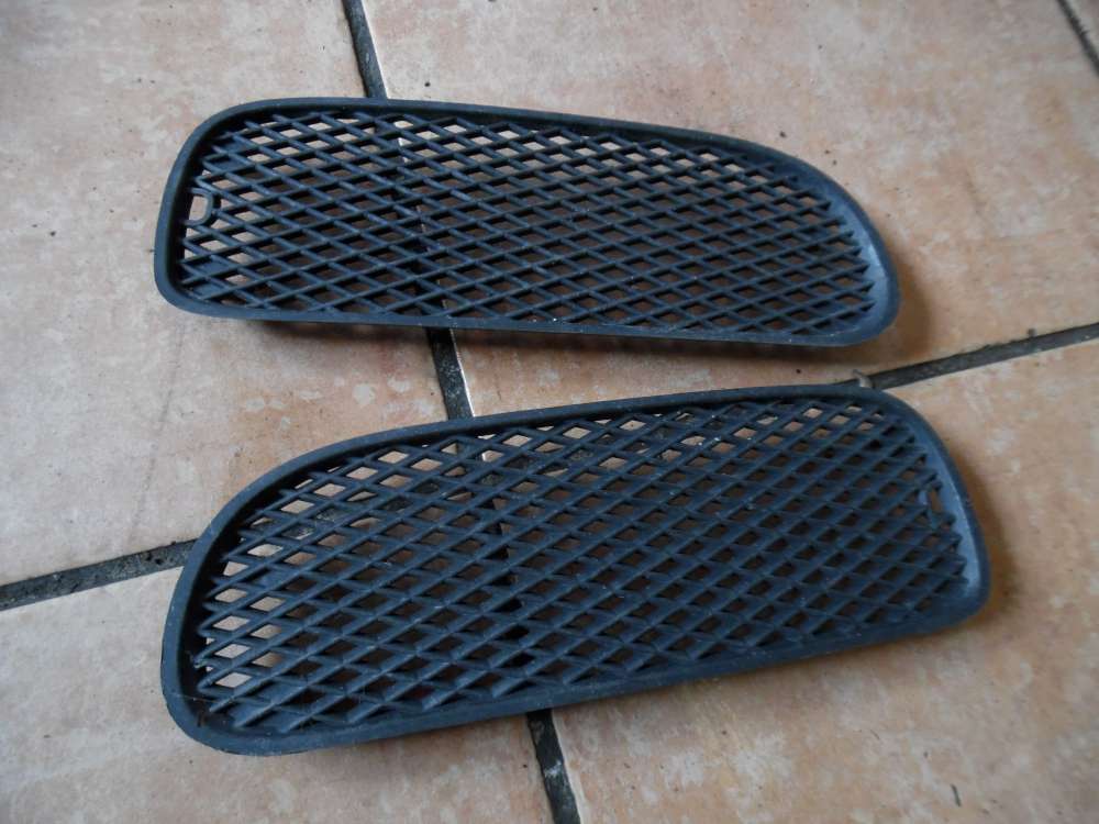 Skoda Octavia 1U Lüftungsgitter für Stoßstange 1U0807367 / 1U0807368