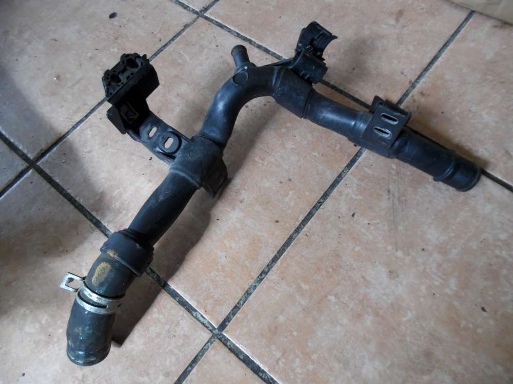 Peugeot 206 Cabrio Kühlwasserrohr Kühlwasserschlauch