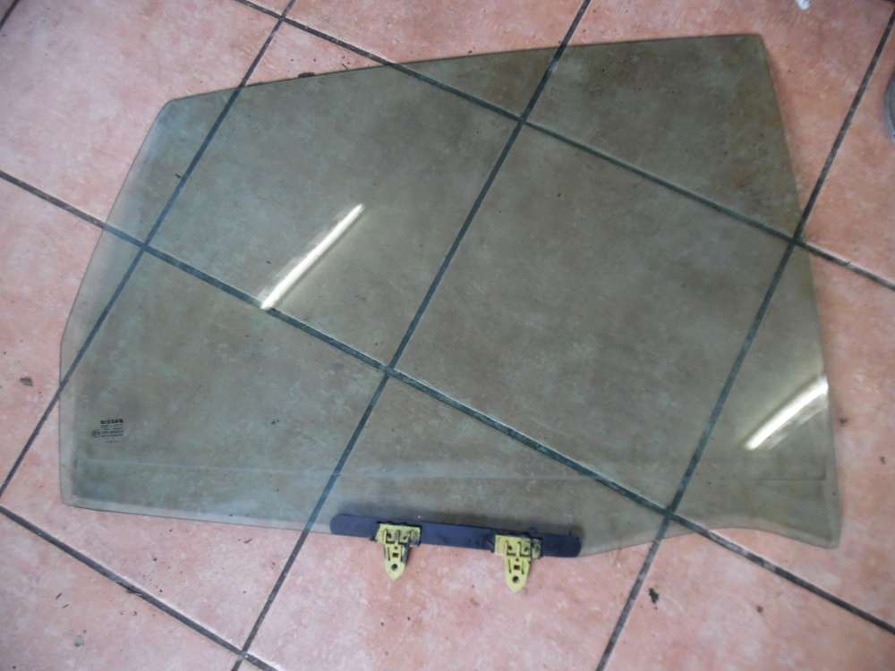 Nissan Almera Tino Türscheibe Scheibe Hinten Rechts