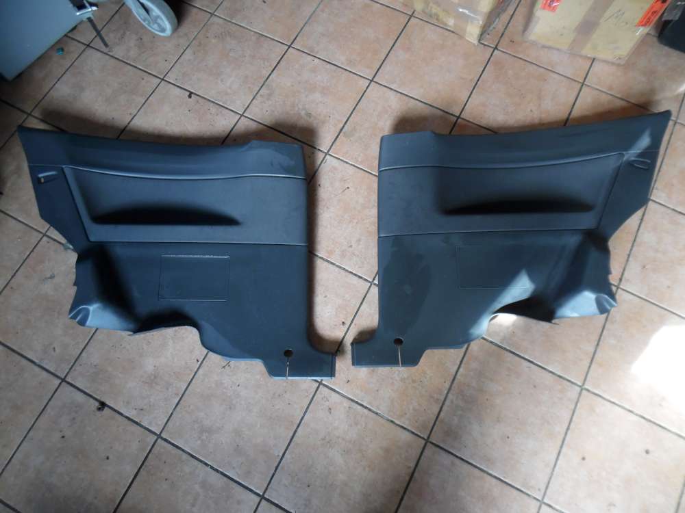VW Polo 9N 3-Türer Seitenverkleidung Abdeckung Hinten 6Q3867043/ 6Q3867044