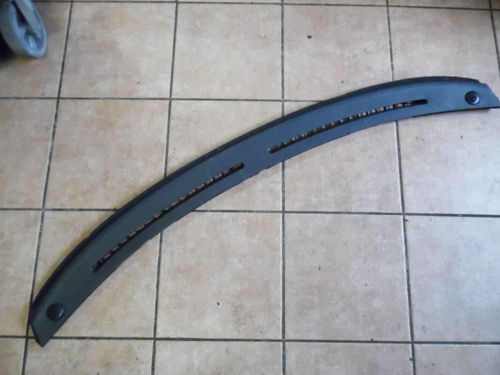 Mazda 6 GG Abdeckung Leiste Armaturenbrett GD8K-60-720