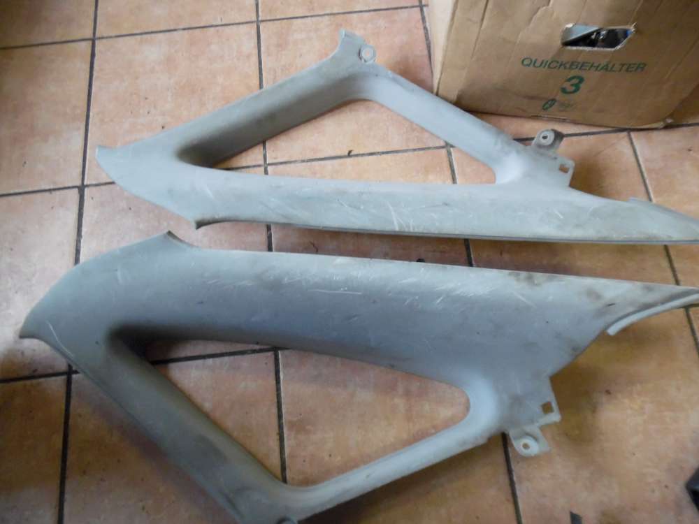 Mazda 626 GE C-Säule Verkleidung Hinten GA8A68250/ GA8A68260