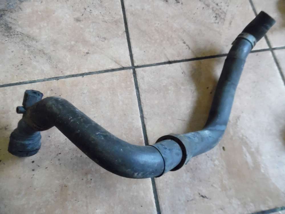 VW Polo 9N 1,2 Kühlwasserflansch Kühlerschlauch 6Q0122291