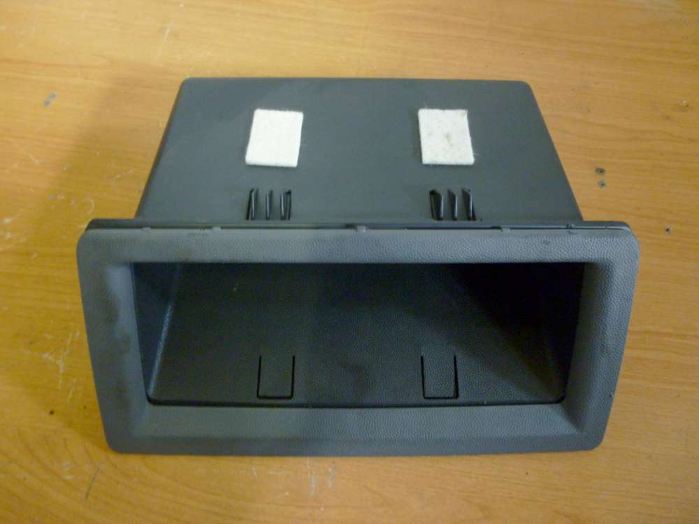 Opel Corsa C Staufach Ablagerfach Verkleidung Armaturenbrett 09114397