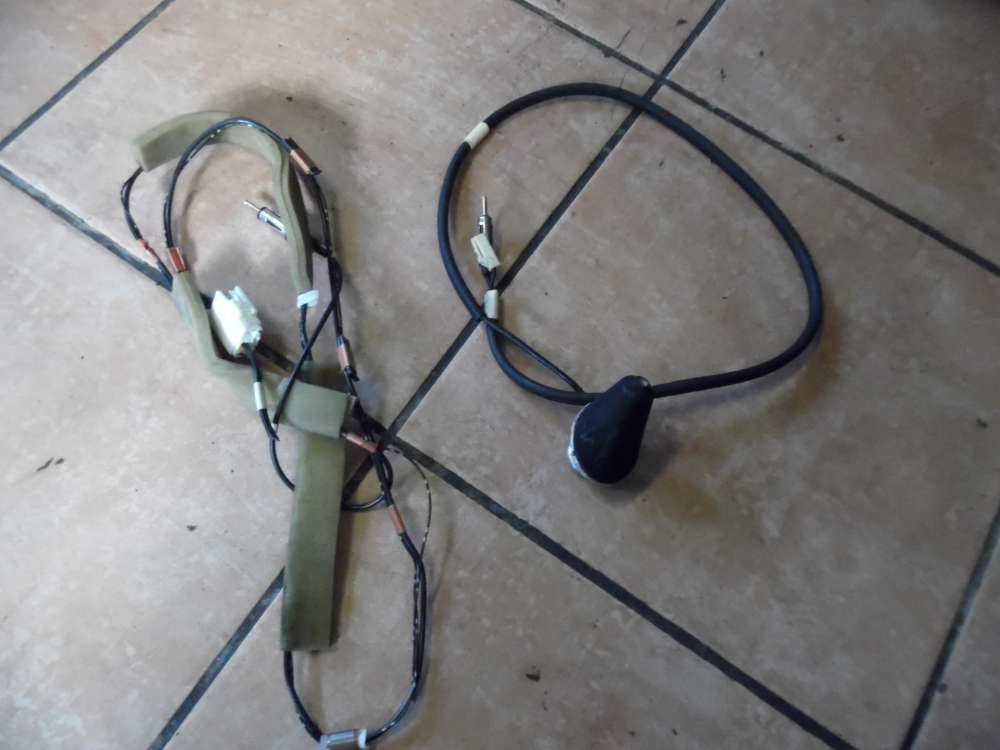 Toyota Corolla Verso Antenne Antennenfuß mit Kabel