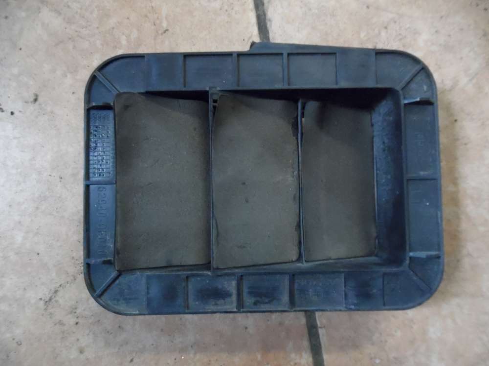 Toyota Corolla Verso Lüftungsgitter Hinten Links 62940-0F010