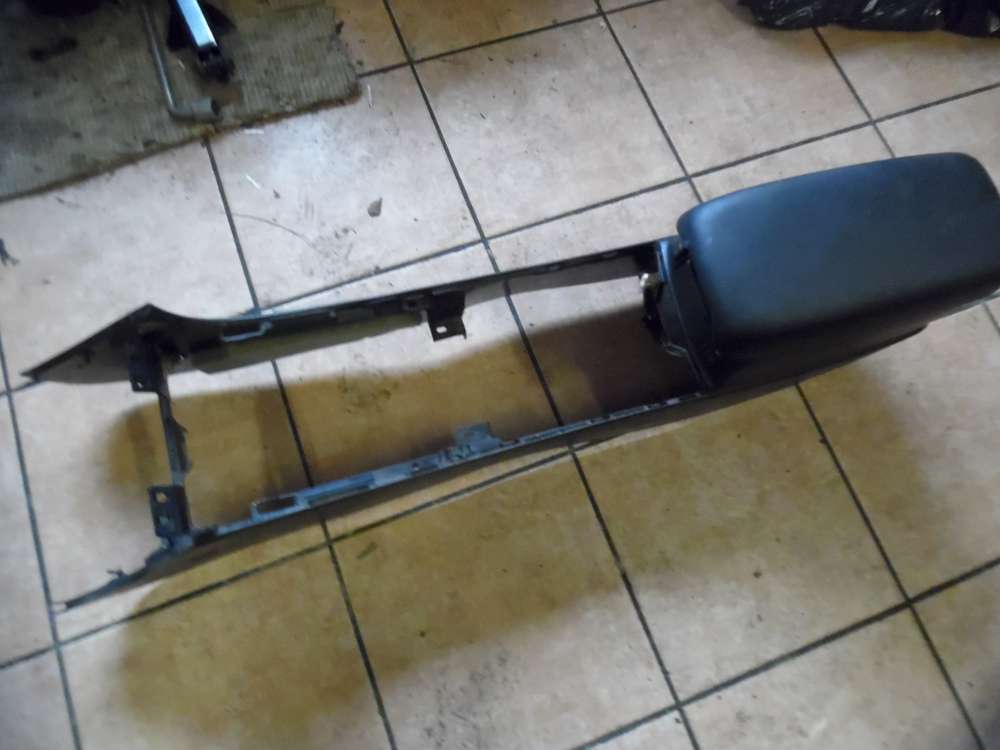 Mazda 6 GG Mittelkonsole mit Armlehne GJ6A64441