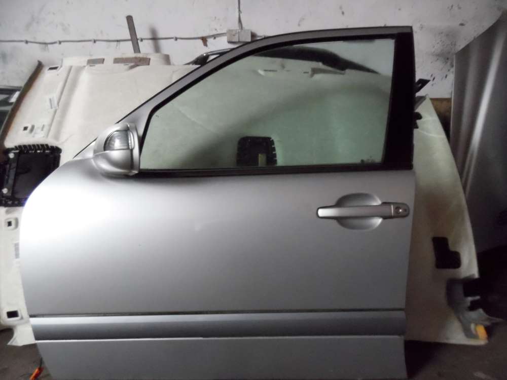 Mercedes E-Klasse W210 Kombi Tür Vorne Links silber : 744