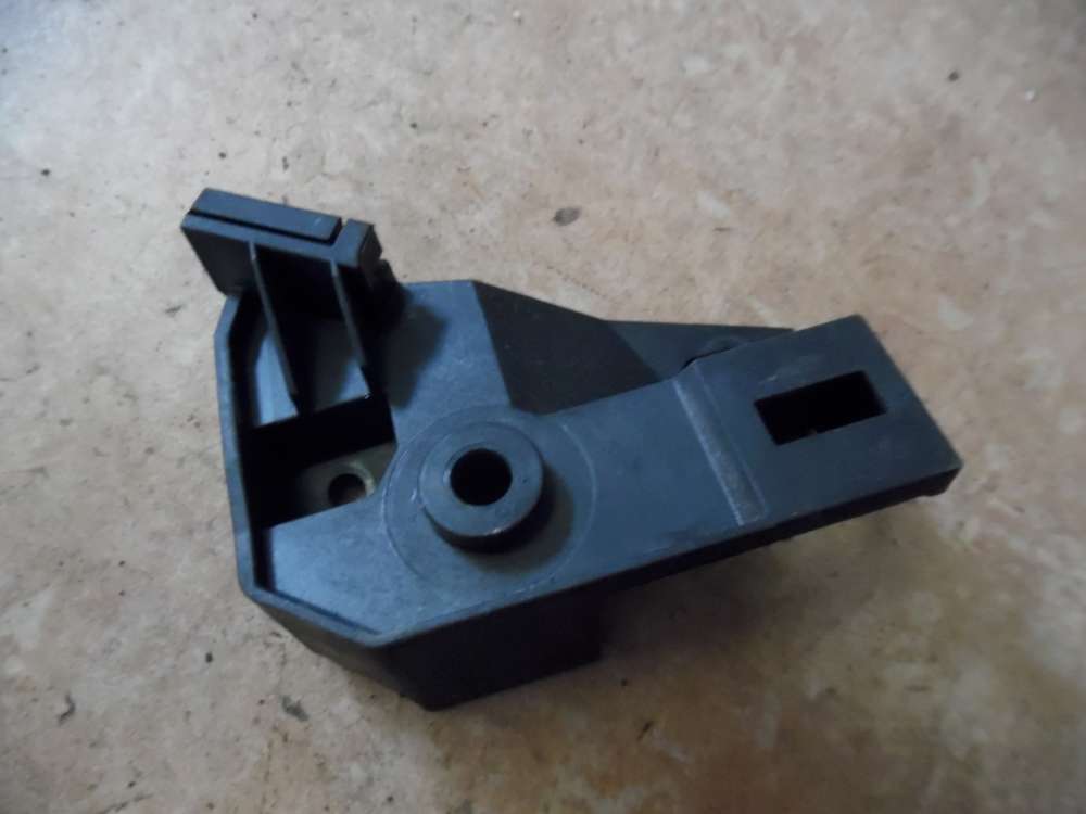 VW Golf V Halterung griff f?r Motorhaube 1K1823633B