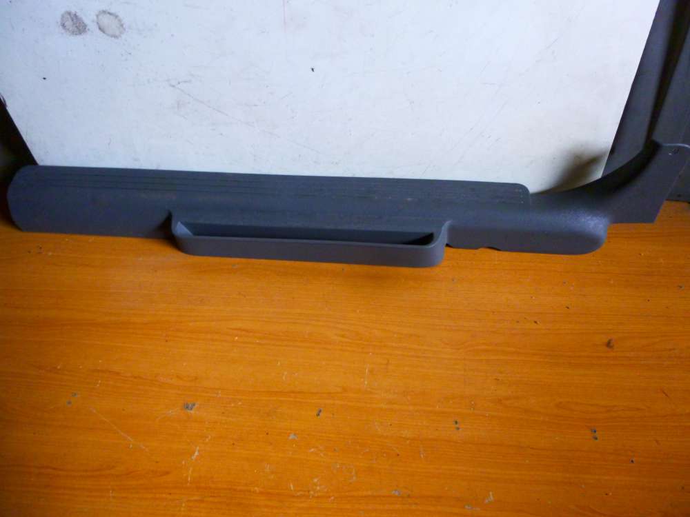 Opel Corsa C Einstiegsleiste Verkleidung Einstieg Vorne Rechts 09114820