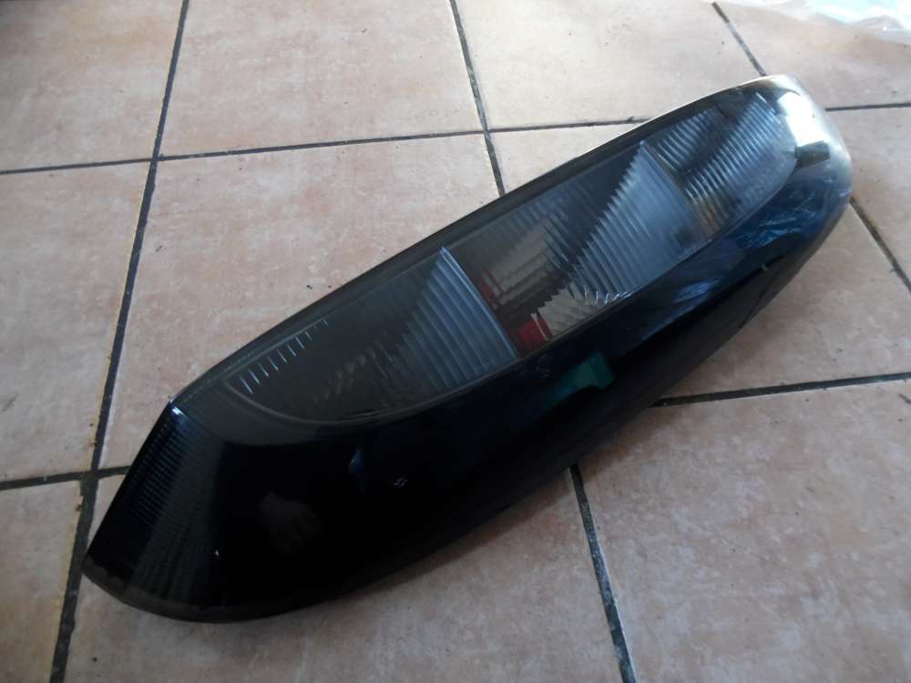 Opel Corsa C Rückleuchte Rücklicht Links 89307491 / 24457235