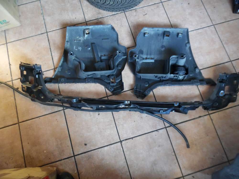 BMW 5er F11 Führung Stoßstangenhalter Hinten 7207109 /7207111/ 7207112