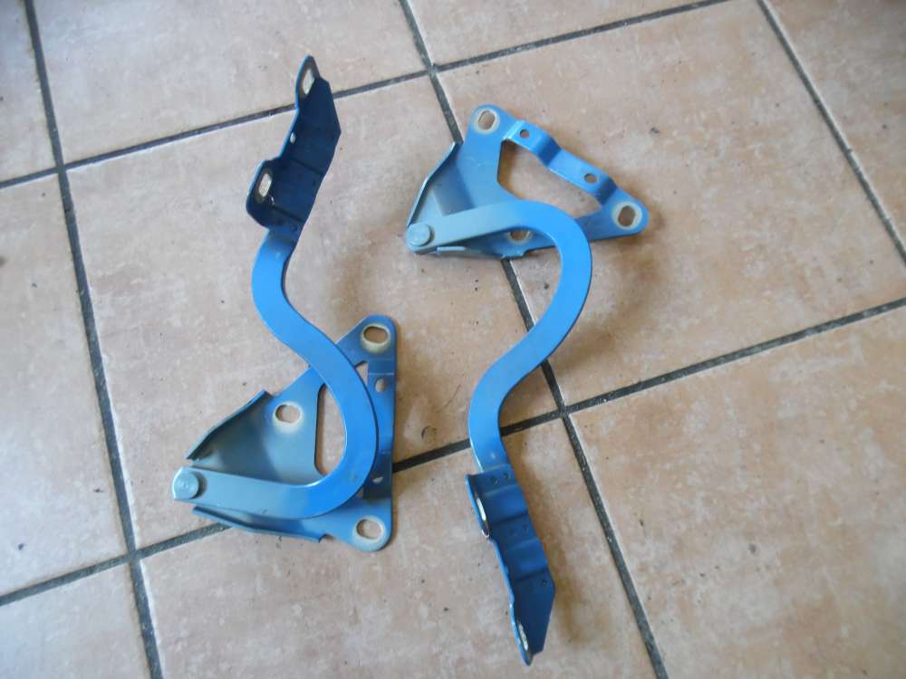 Opel Corsa C Motorhaubenscharnier Rechts / Links 09114273- 09114274