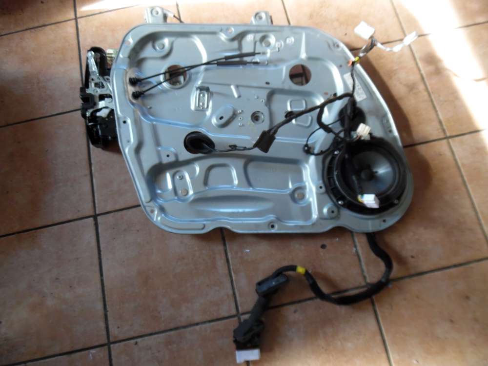 KIA Carens III Fensterheber, T?rkabelbaum, T?rschlo? und Lautsprecher Vo Li 82470-1dXXX/ 91600-1D070