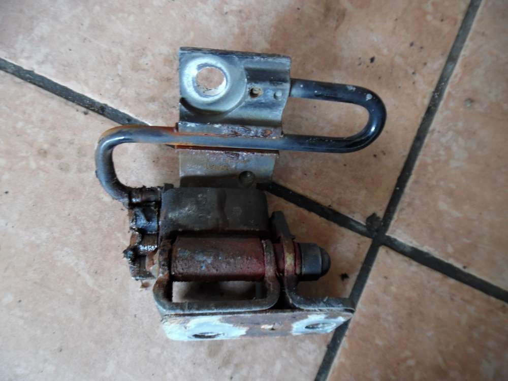 VW Passat 3C Türscharniere unten Vorne Links 3C8831411C