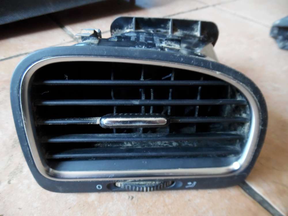 VW Golf VI Luftdüse Lüftungsdüse Rechts 5K0819704K